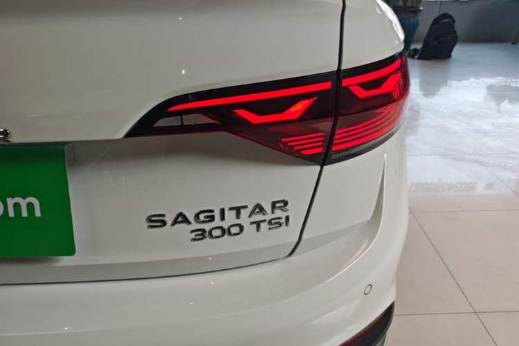 Used Volkswagen Sagitar 2023 300TSI DSG Excellence Edition Right Rear Taillight