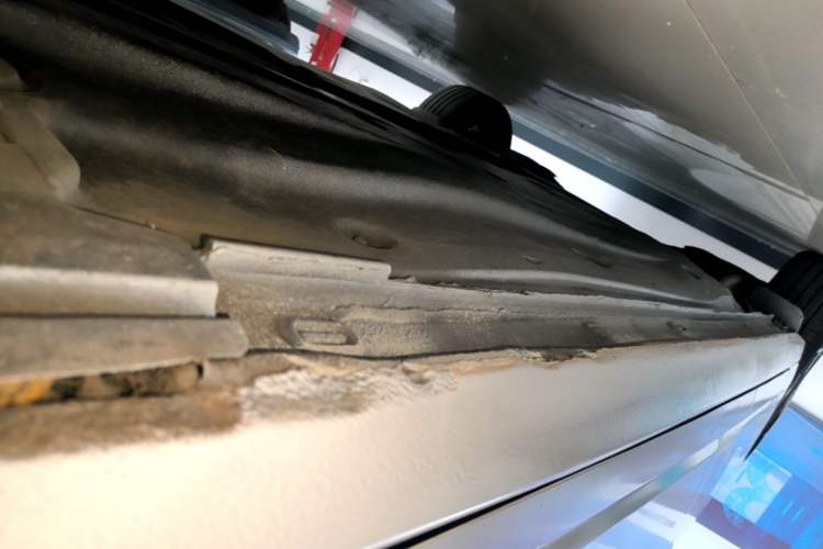Used Volkswagen Sagitar 2023 200TSI DSG Excellence Edition Right Side Sill