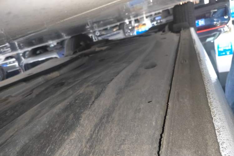 Used Volkswagen Sagitar 2023 300TSI DSG Excellence Edition Right Side Sill
