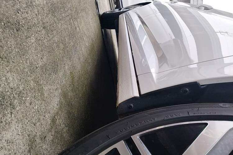 Used Volkswagen Sagitar 2023 280TSI DSG Beyond Lite Edition Right Side Sill