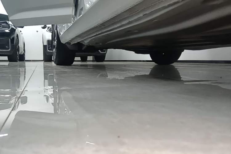 Used Volkswagen Sagitar 2023 280TSI DSG Beyond Lite Edition Right Side Sill