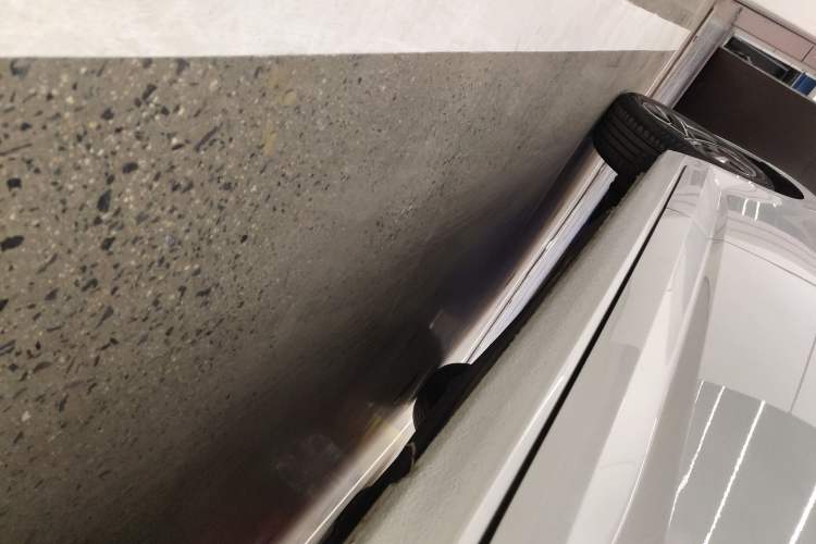 Used Volkswagen Sagitar 2023 300TSI DSG Excellence Edition Right Side Sill