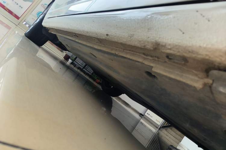 Used Volkswagen Sagitar 2023 280TSI DSG Beyond Lite Edition Right Side Sill