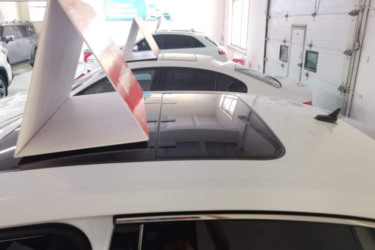 Used Volkswagen Sagitar 2023 300TSI DSG Excellence Edition Roof