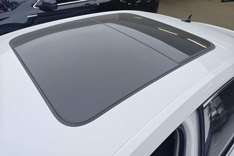 Used Volkswagen Sagitar 2023 300TSI DSG Excellence Edition Roof