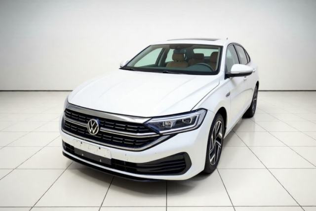Volkswagen Sagitar 2023 300TSI DSG Excellence Edition usado