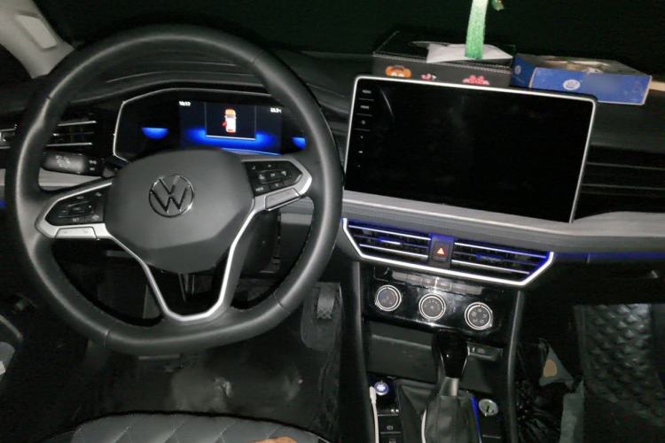 Used Volkswagen Sagitar 2023 300TSI DSG Excellence Edition Steering Wheel