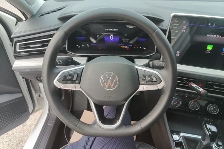 Used Volkswagen Sagitar 2023 300TSI DSG Excellence Edition Steering Wheel