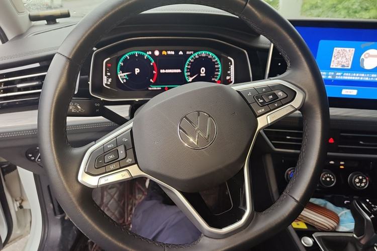 Used Volkswagen Sagitar 2023 300TSI DSG Excellence Edition Steering Wheel