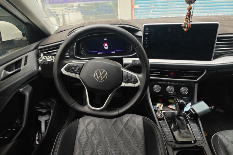 Used Volkswagen Sagitar 2023 300TSI DSG Excellence Edition Steering Wheel