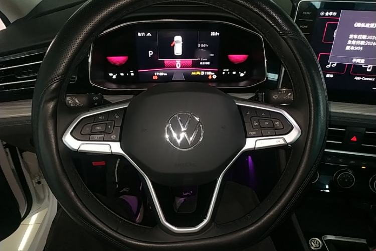 Used Volkswagen Sagitar 2023 300TSI DSG Excellence Edition Steering Wheel