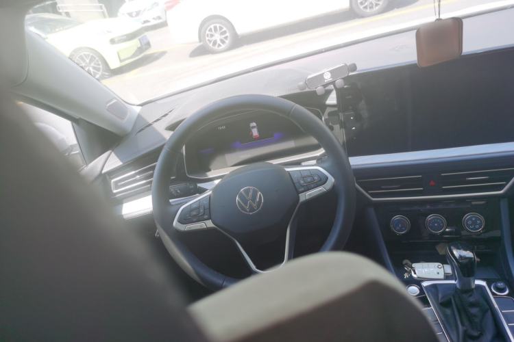 Used Volkswagen Sagitar 2023 300TSI DSG Excellence Edition Steering Wheel
