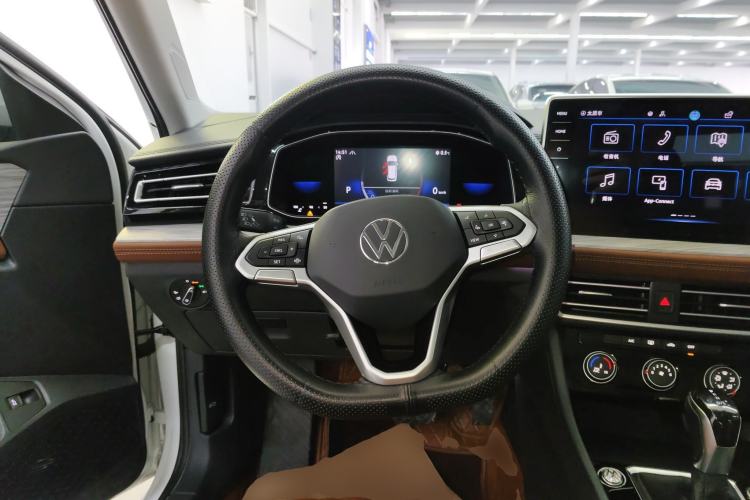 Used Volkswagen Sagitar 2023 280TSI DSG Beyond Lite Edition Steering Wheel