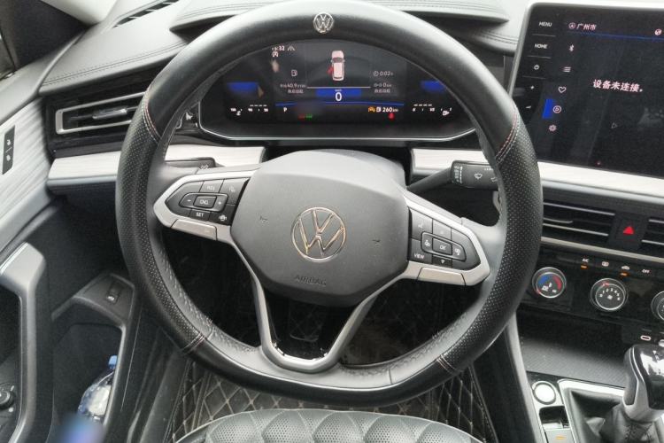 Used Volkswagen Sagitar 2023 300TSI DSG Excellence Edition Steering Wheel