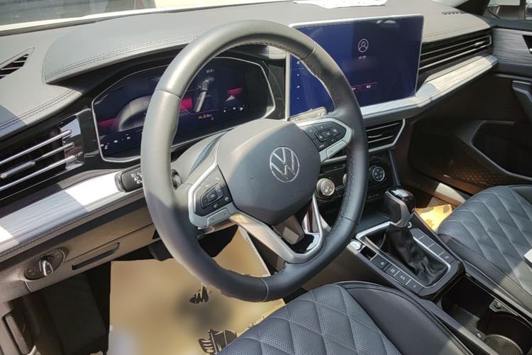 Used Volkswagen Sagitar 2023 300TSI DSG Excellence Edition Steering Wheel