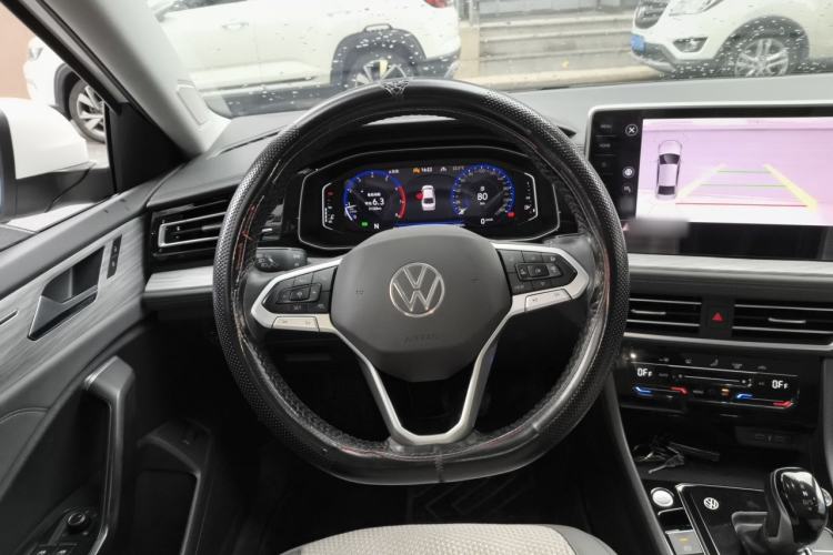 Used Volkswagen Sagitar 2023 300TSI DSG Excellence Edition Steering Wheel