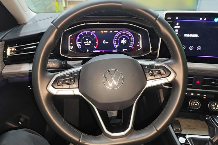 Used Volkswagen Sagitar 2023 300TSI DSG Excellence Edition Steering Wheel