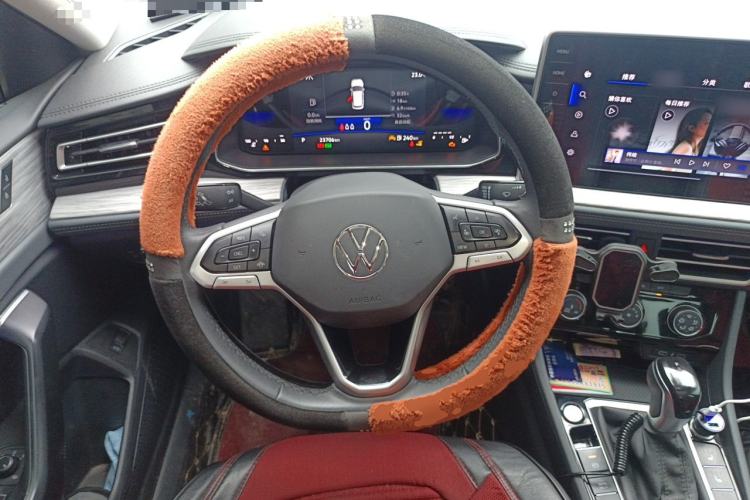 Used Volkswagen Sagitar 2023 300TSI DSG Excellence Edition Steering Wheel
