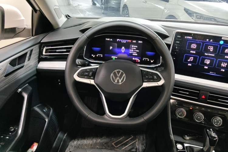 Used Volkswagen Sagitar 2023 280TSI DSG Beyond Lite Edition Steering Wheel