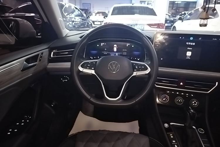 Used Volkswagen Sagitar 2023 300TSI DSG Excellence Edition Steering Wheel