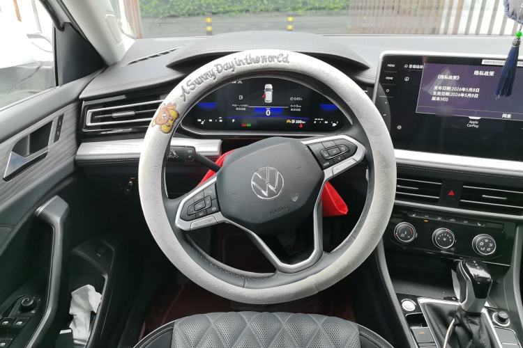 Used Volkswagen Sagitar 2023 300TSI DSG Excellence Edition Steering Wheel