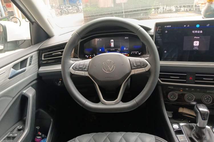 Used Volkswagen Sagitar 2023 300TSI DSG Excellence Edition Steering Wheel