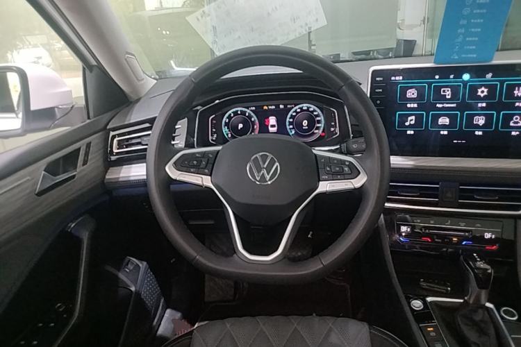 Used Volkswagen Sagitar 2023 300TSI DSG Excellence Edition Steering Wheel
