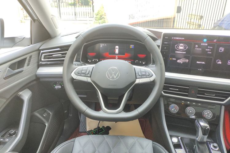Used Volkswagen Sagitar 2023 300TSI DSG Excellence Edition Steering Wheel