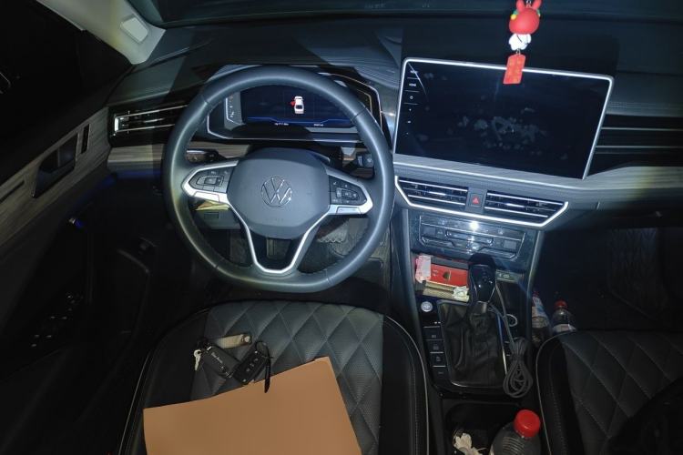 Used Volkswagen Sagitar 2023 280TSI DSG Excellence Edition Steering Wheel