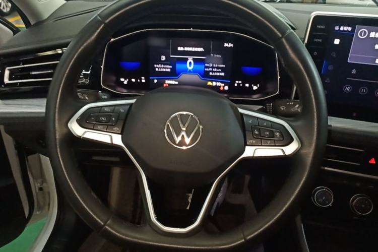 Used Volkswagen Sagitar 2023 300TSI DSG Excellence Edition Steering Wheel