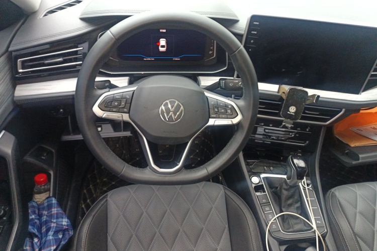 Used Volkswagen Sagitar 2023 300TSI DSG Excellence Edition Steering Wheel