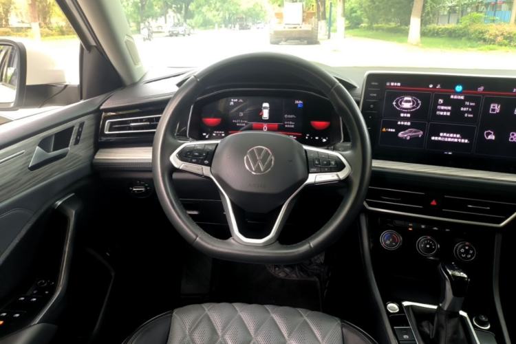 Used Volkswagen Sagitar 2023 300TSI DSG Excellence Edition Steering Wheel