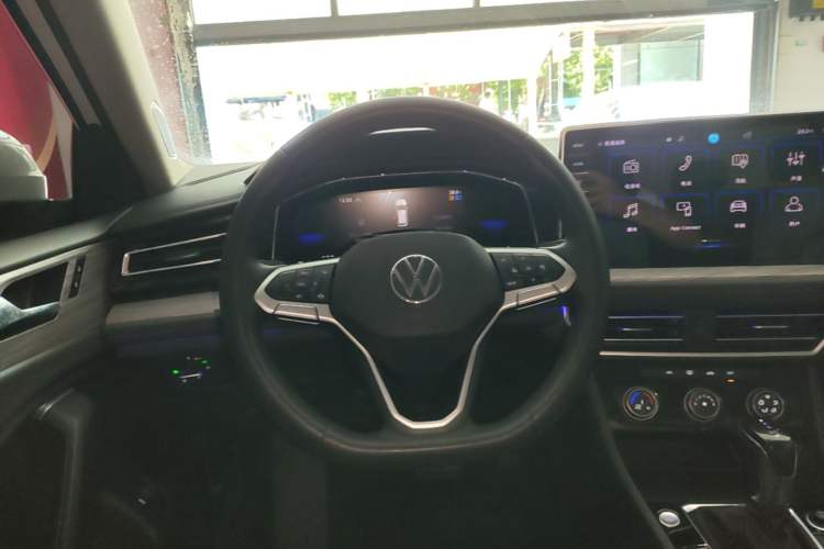 Used Volkswagen Sagitar 2023 280TSI DSG Beyond Lite Edition Steering Wheel