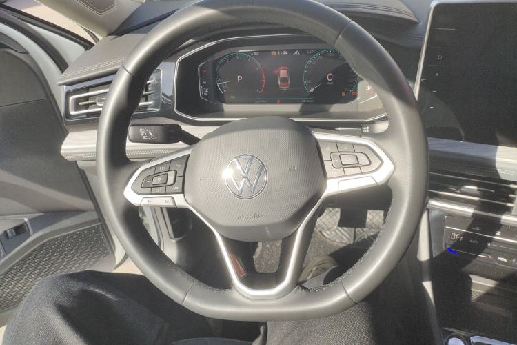 Used Volkswagen Sagitar 2023 280TSI DSG Excellence Plus Edition Steering Wheel