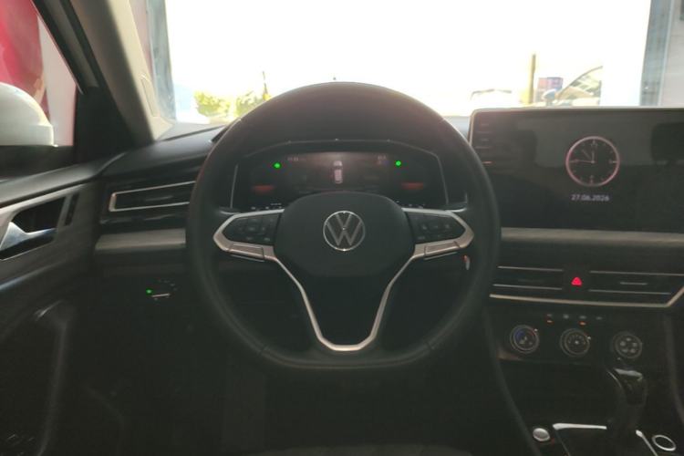 Used Volkswagen Sagitar 2023 300TSI DSG Excellence Edition Steering Wheel