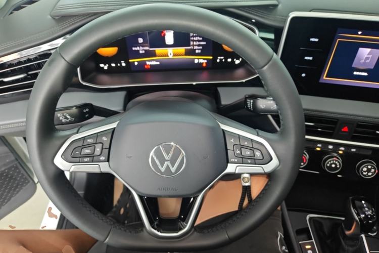 Used Volkswagen Sagitar 2023 300TSI DSG Flyover Edition Steering Wheel