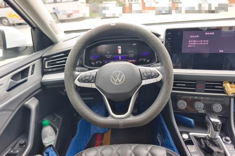 Used Volkswagen Sagitar 2023 Facelift 300TSI DSG Excellence Edition Steering Wheel