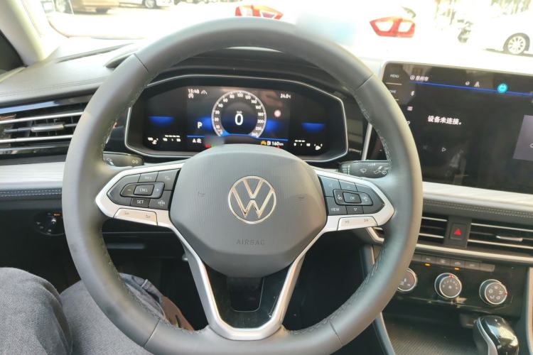 Used Volkswagen Sagitar 2023 300TSI DSG Excellence Edition Steering Wheel