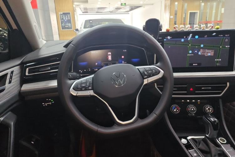 Used Volkswagen Sagitar 2023 300TSI DSG Excellence Edition Steering Wheel