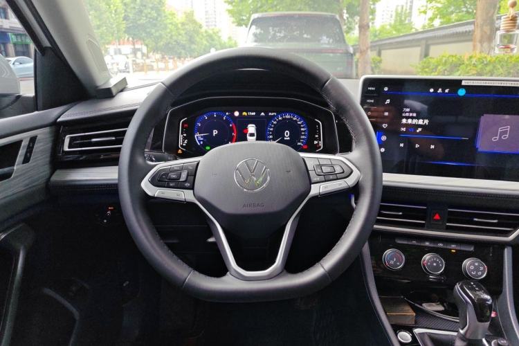 Used Volkswagen Sagitar 2023 300TSI DSG Excellence Edition Steering Wheel
