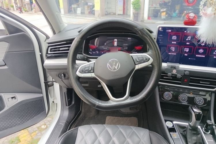 Used Volkswagen Sagitar 2023 300TSI DSG Excellence Edition Steering Wheel
