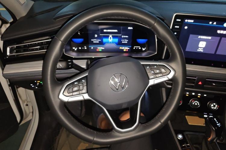 Used Volkswagen Sagitar 2023 300TSI DSG Excellence Edition Steering Wheel