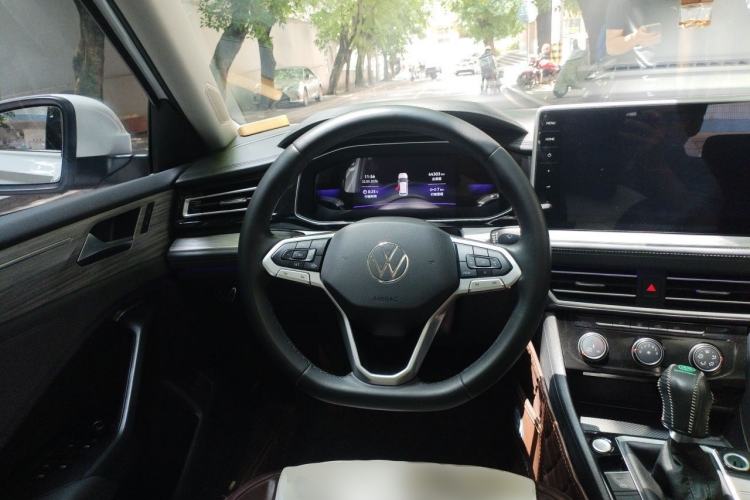 Used Volkswagen Sagitar 2023 280TSI DSG Beyond Lite Edition Steering Wheel