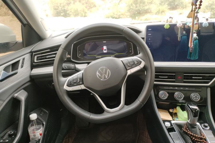 Used Volkswagen Sagitar 2023 300TSI DSG Excellence Edition Steering Wheel