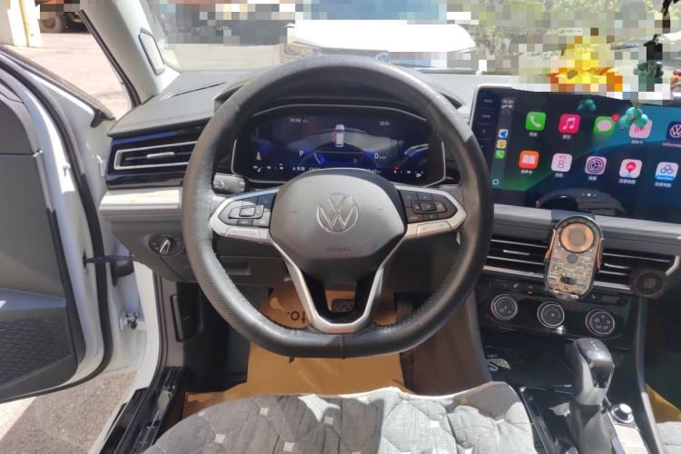 Used Volkswagen Sagitar 2023 300TSI DSG Excellence Edition Steering Wheel