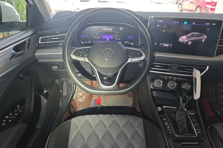 Used Volkswagen Sagitar 2023 300TSI DSG Excellence Edition Steering Wheel