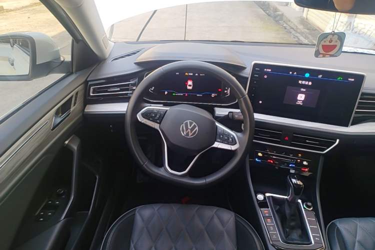 Used Volkswagen Sagitar 2023 300TSI DSG Excellence Edition Steering Wheel