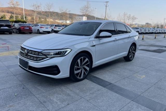 Ojetý Volkswagen Sagitar 2023 300TSI DSG Excellence Edition