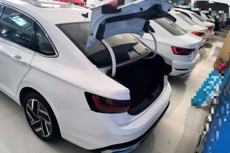 Used Volkswagen Sagitar 2023 200TSI DSG Excellence Edition Trunk