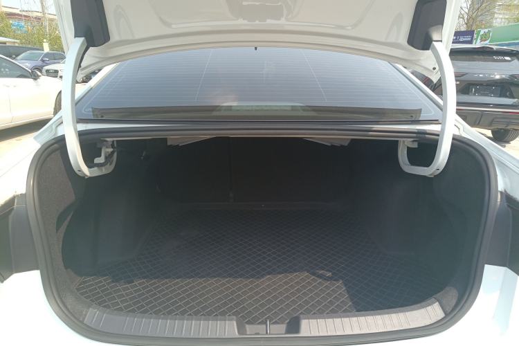 Used Volkswagen Sagitar 2023 300TSI DSG Excellence Edition Trunk